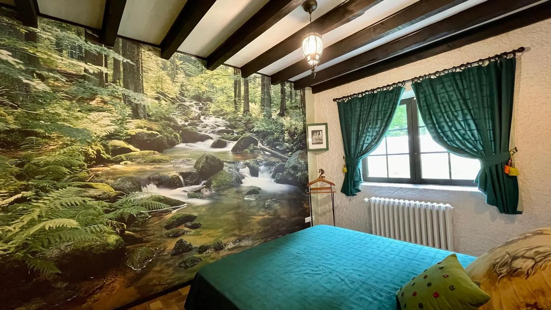 Maison Isolee, Au Coeur Des Volcans, Terrain Clos, Jeux, Confort, Cheminee, Proche Forets Et Villages. - Fr-1-582-285 Queyrieres